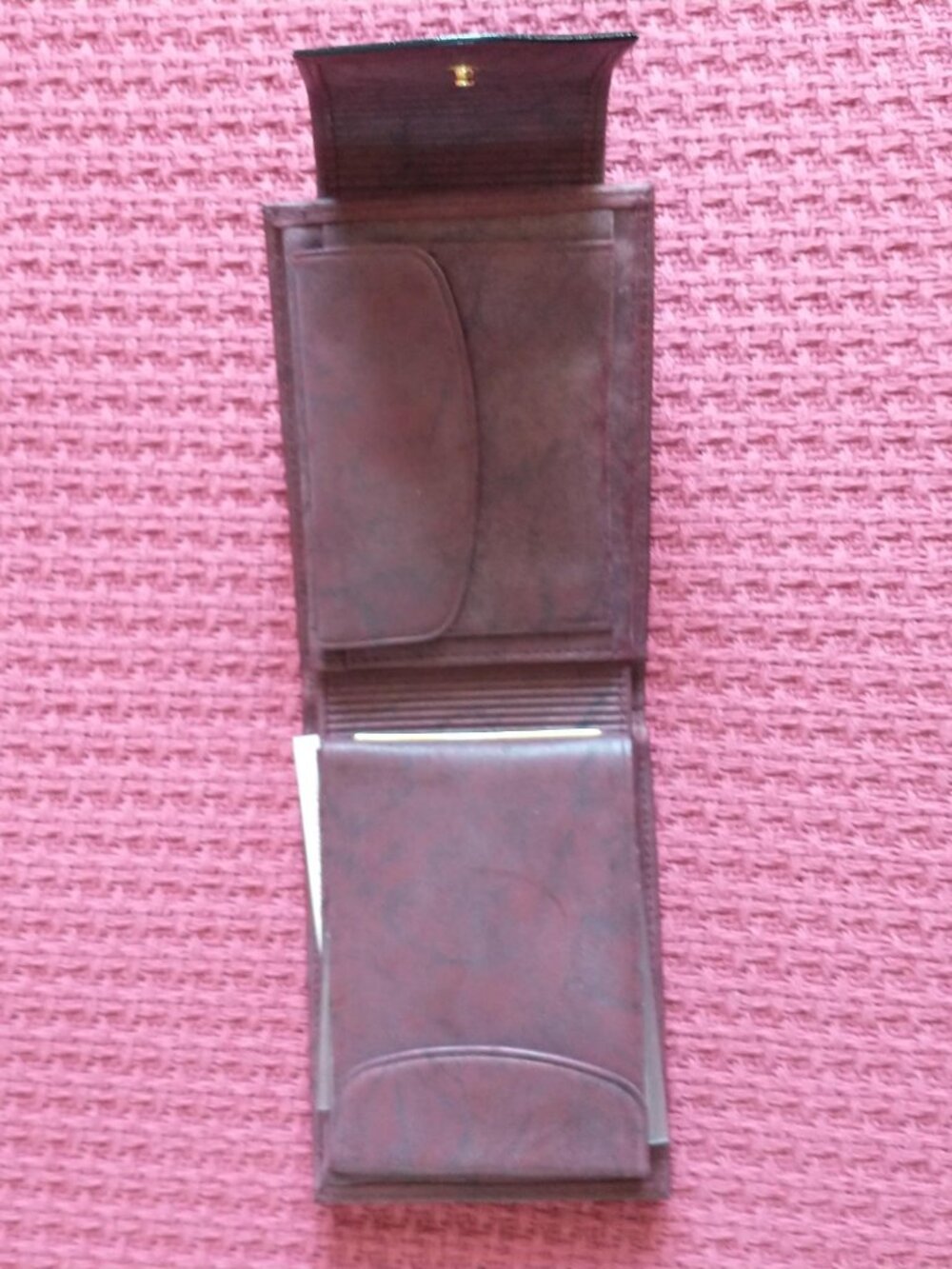 Buxton Women's Vintage Heiress Billfold Burgundy Leather Wallet NWT in Box - Picture 7 of 13